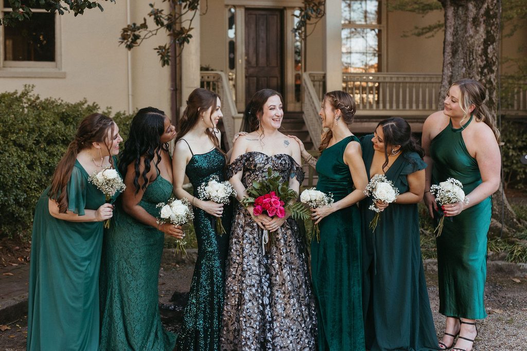 The full wedding party at Alissa and CJ's wedding